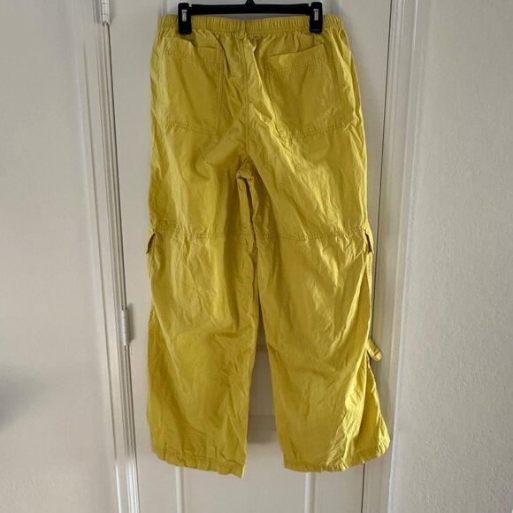 Wild Fable Yellow Cargo Pants L - Lightweight Cotton Material Elastic Waistband - Picture 3 of 11
